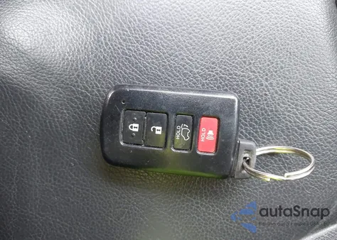 2014 Toyota Rav4 Limited z USA, uszkodzony, nr VIN 2T3DFREV3EW207610